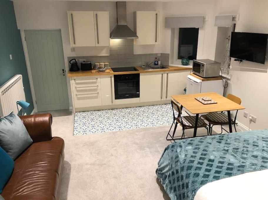 Hideaway Between Coast And Moors In A Beautiful Village Apartment Sleights Eksteriør bilde