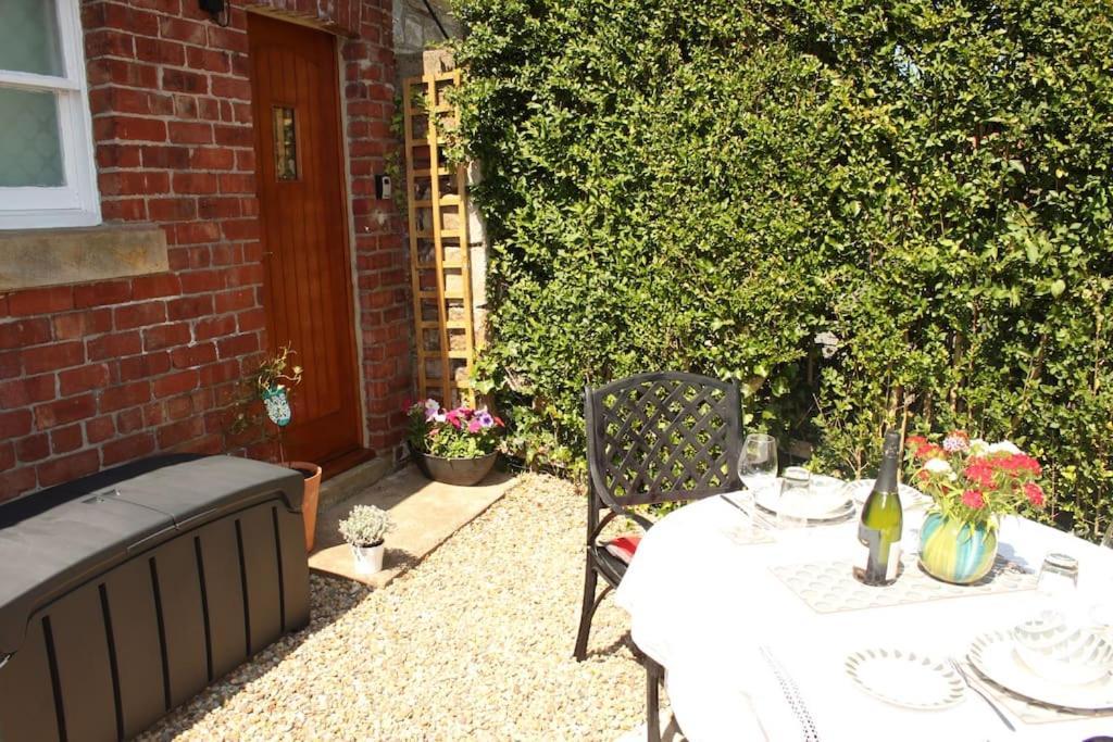 Hideaway Between Coast And Moors In A Beautiful Village Apartment Sleights Eksteriør bilde