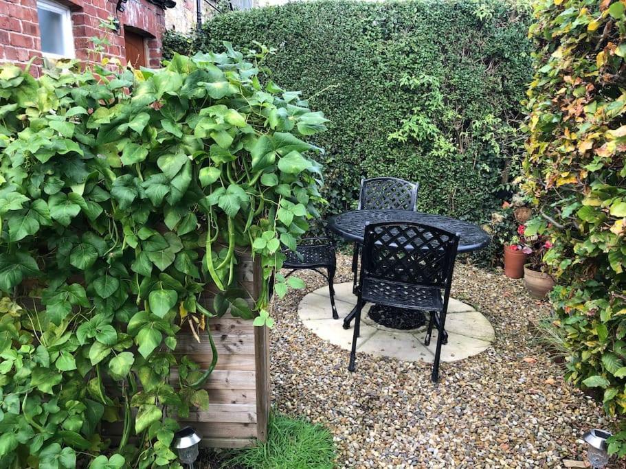 Hideaway Between Coast And Moors In A Beautiful Village Apartment Sleights Eksteriør bilde